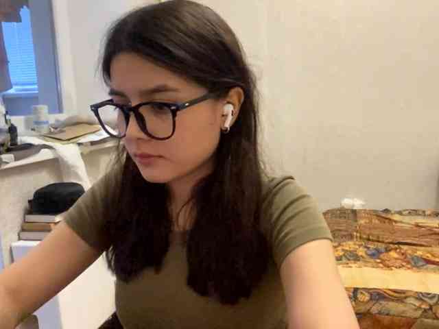 AltagraciaTrudics webcam