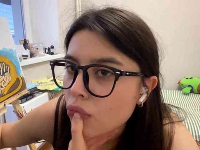 AltagraciaTrudics webcam