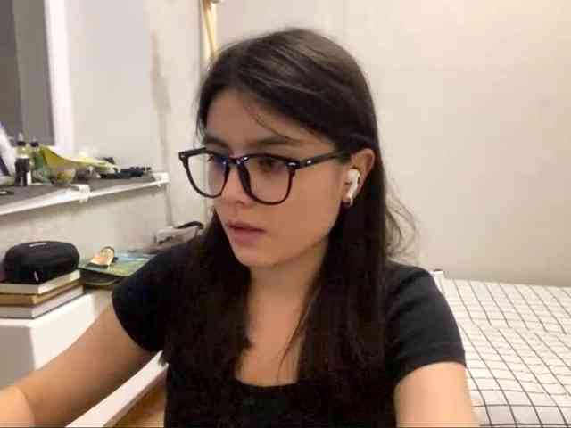 AltagraciaTrudics webcam