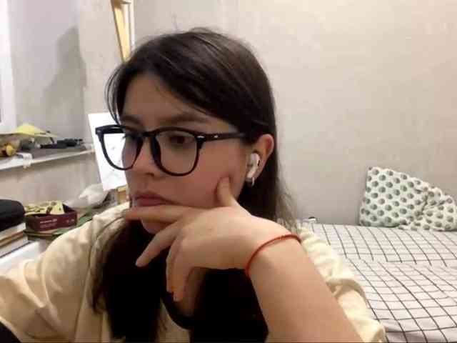 AltagraciaTrudics webcam