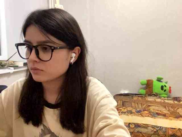 AltagraciaTrudics webcam