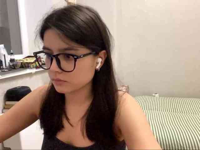AltagraciaTrudics webcam