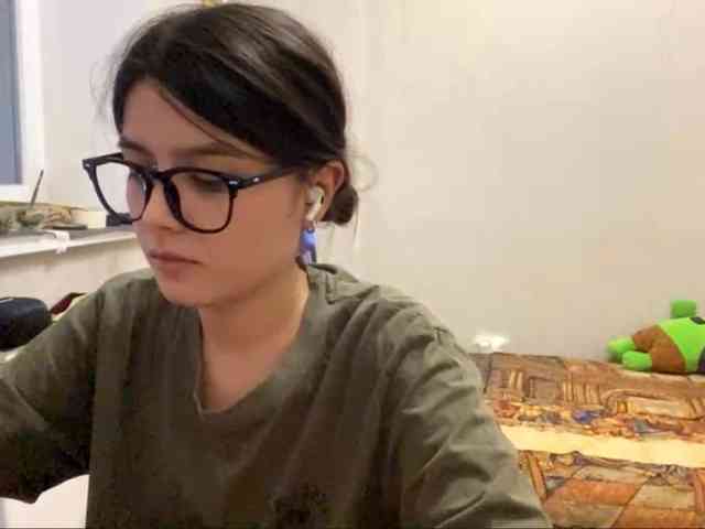 AltagraciaTrudics webcam