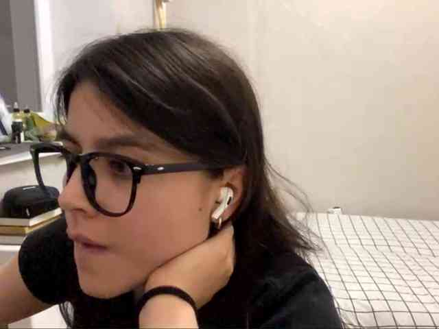 AltagraciaTrudics webcam