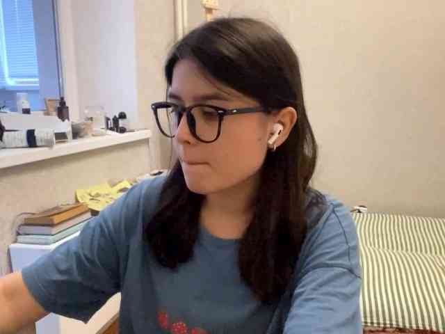 AltagraciaTrudics webcam