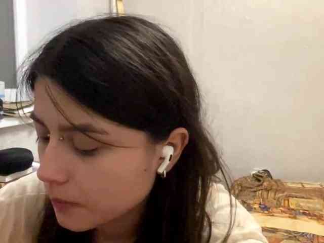 AltagraciaTrudics webcam