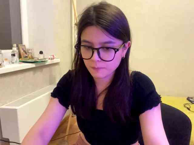 AltagraciaTrudics webcam