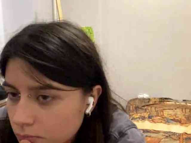 AltagraciaTrudics webcam