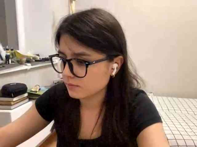 AltagraciaTrudics webcam