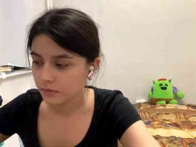 AltagraciaTrudics webcam