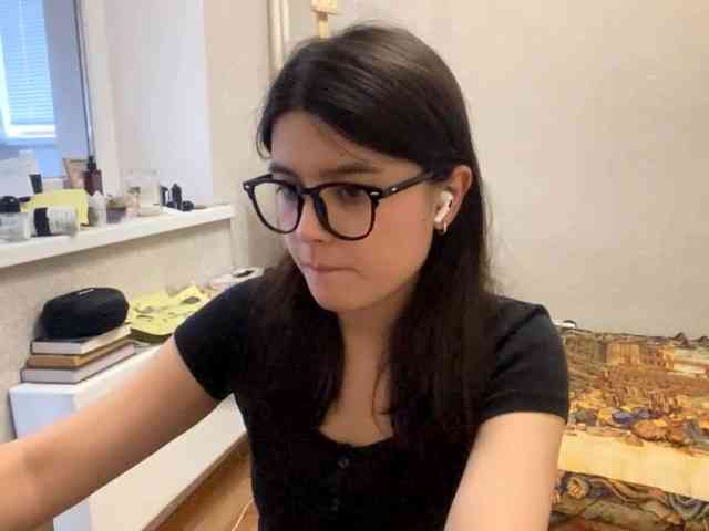 AltagraciaTrudics webcam