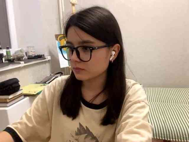 AltagraciaTrudics webcam