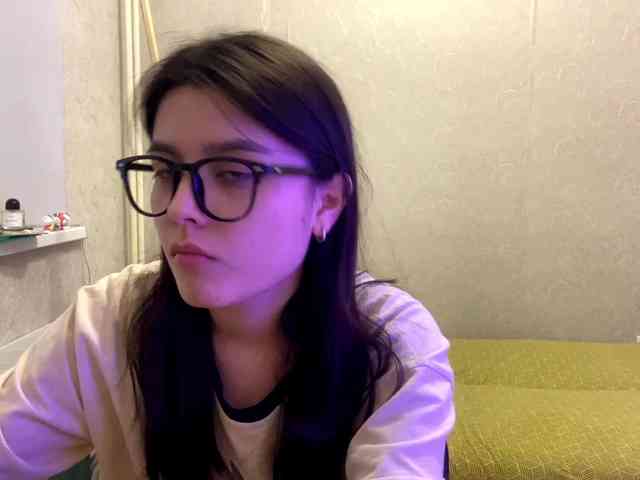 AltagraciaTrudics webcam