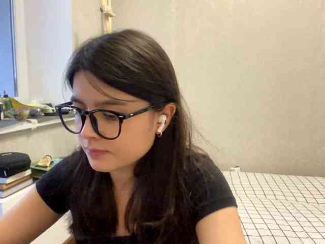 AltagraciaTrudics webcam