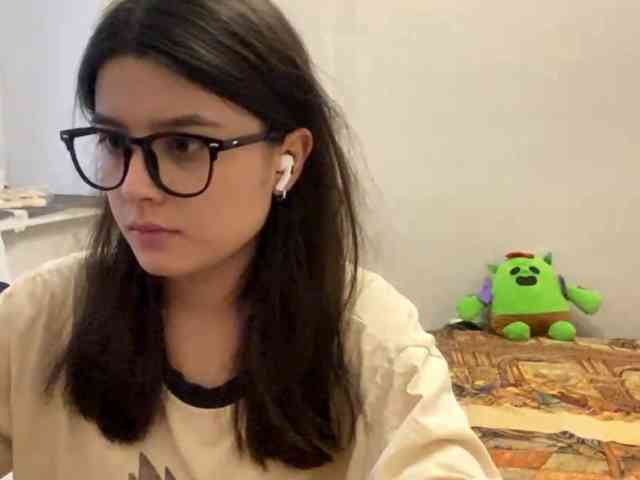 AltagraciaTrudics webcam