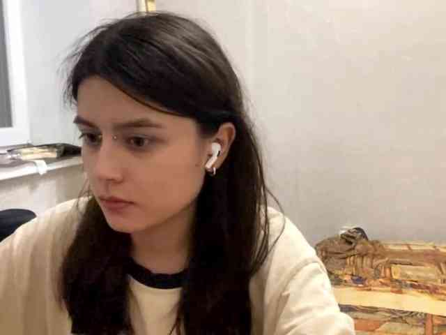 AltagraciaTrudics webcam