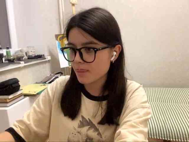AltagraciaTrudics webcam