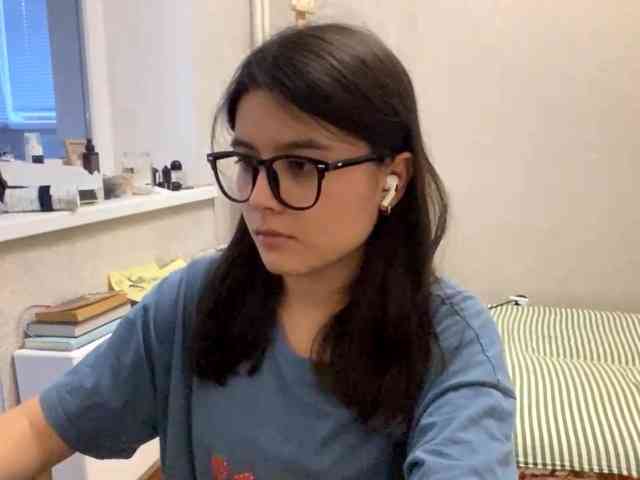 AltagraciaTrudics webcam