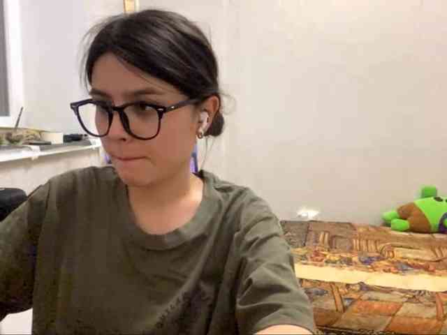 AltagraciaTrudics webcam