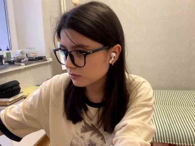 AltagraciaTrudics webcam