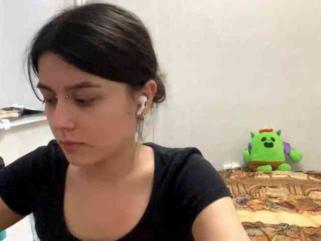 AltagraciaTrudics webcam