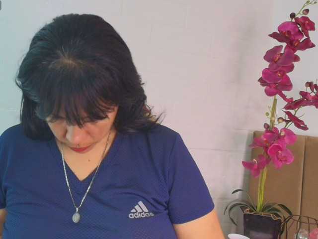 MadissonFox live cam on BongaCams