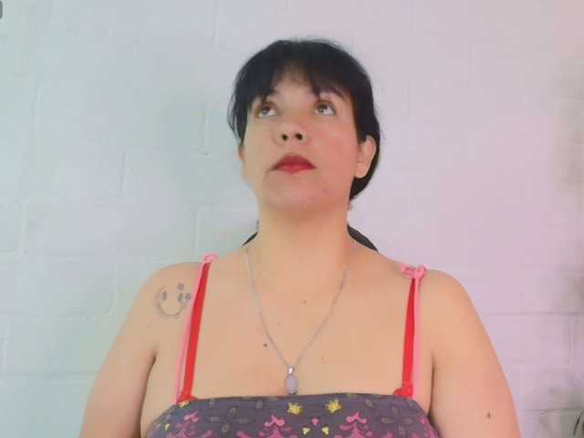 MadissonFox live cam on BongaCams