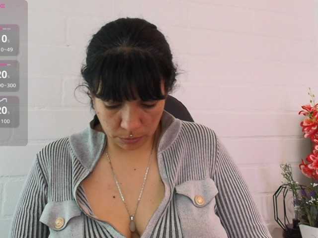 MadissonFox live cam on BongaCams