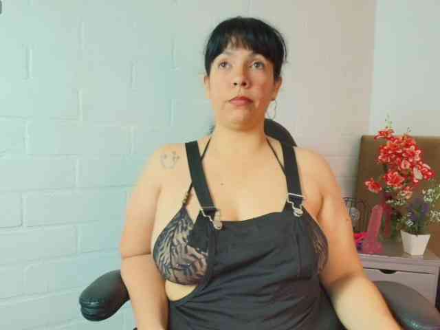 MadissonFox webcam