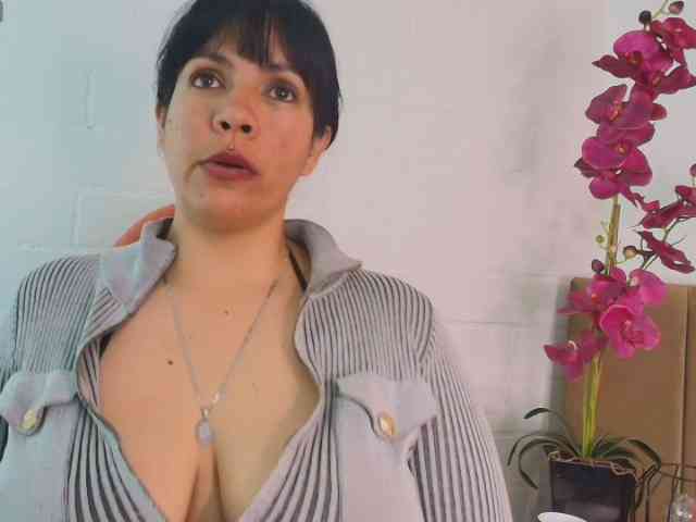 MadissonFox webcam