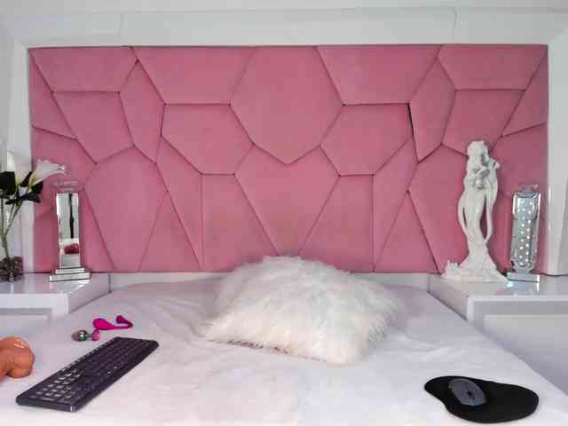 LaylaRhodes webcam