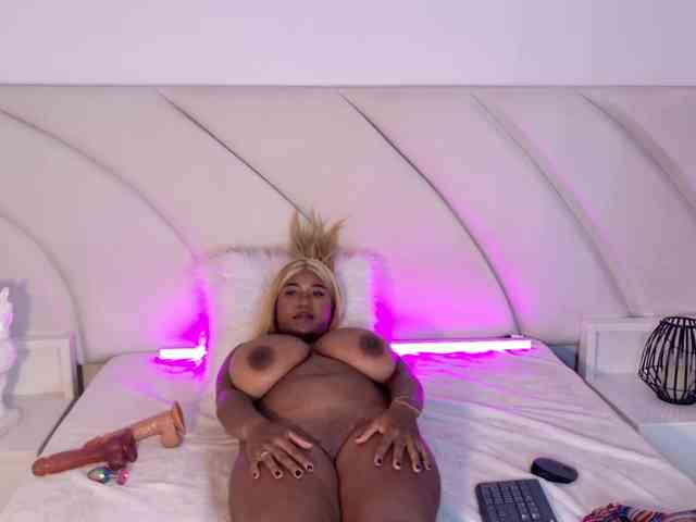 LaylaRhodes webcam