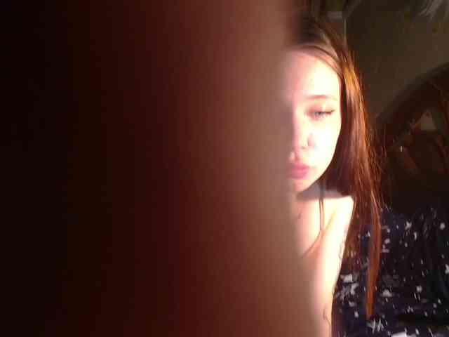 SwagainKissaa webcam