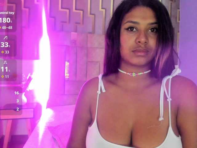 angelica-caicedo live cam on BongaCams