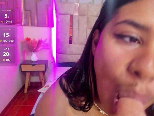 angelica-caicedo webcam