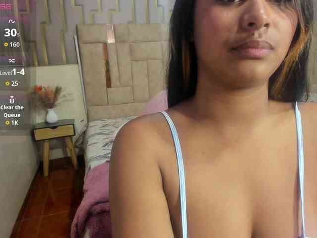 angelica-caicedo webcam