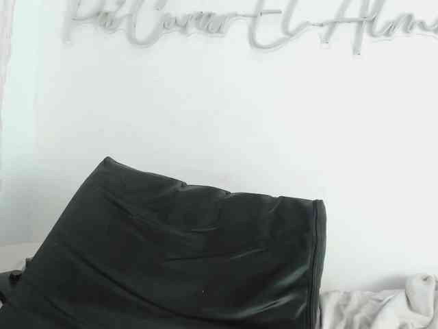 brillit-squirt Live Webcam on BongaCams