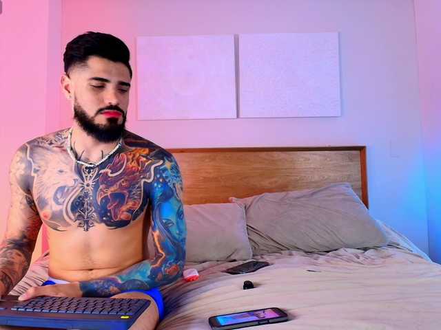 Morbidrabbits live cam on BongaCams