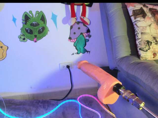 aciidlover19 live cam on BongaCams