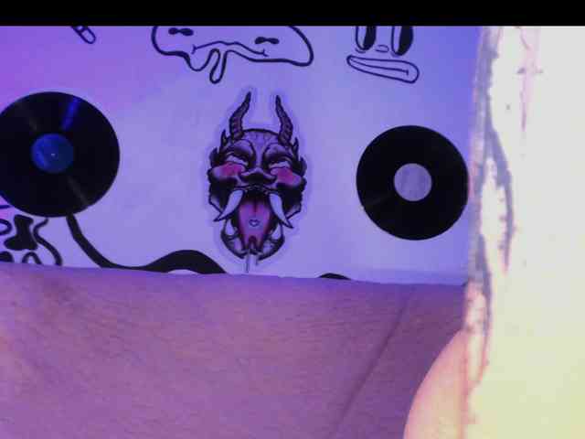 aciidlover19 webcam