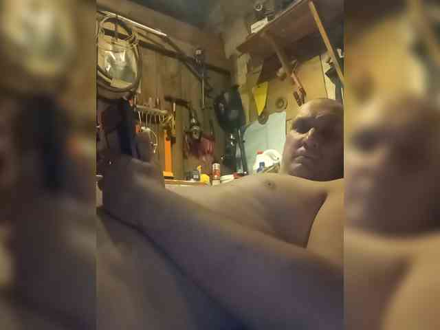 Kolokol2222 Sex Cam Show