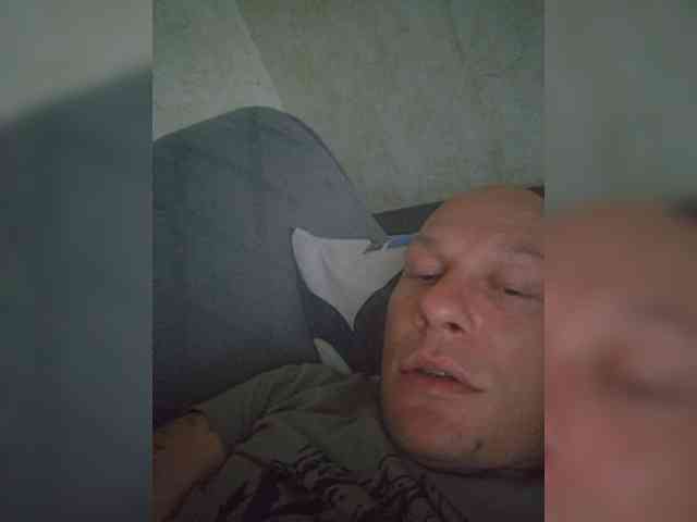 Nikolaev0920101 Live Webcam on BongaCams