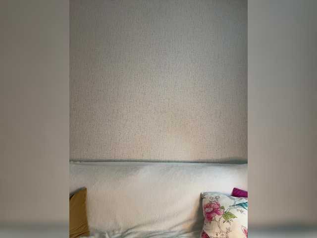 SuggarAnn live webcam show