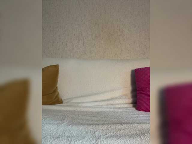 SuggarAnn live webcam show