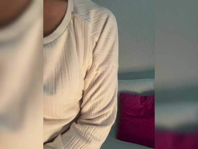 SuggarAnn live webcam show