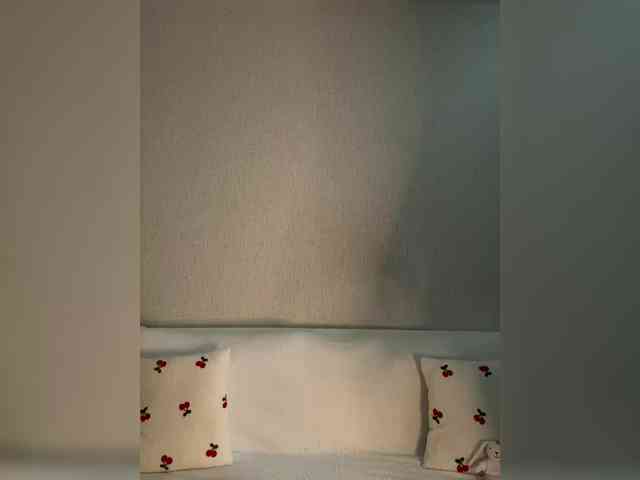 SuggarAnn webcam