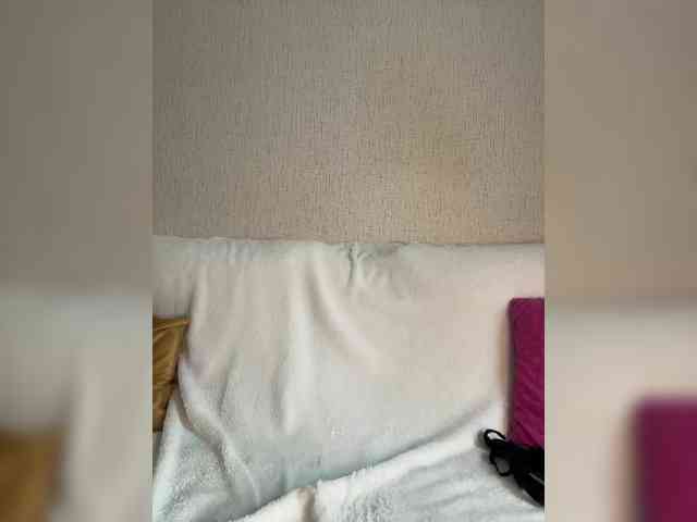 SuggarAnn webcam