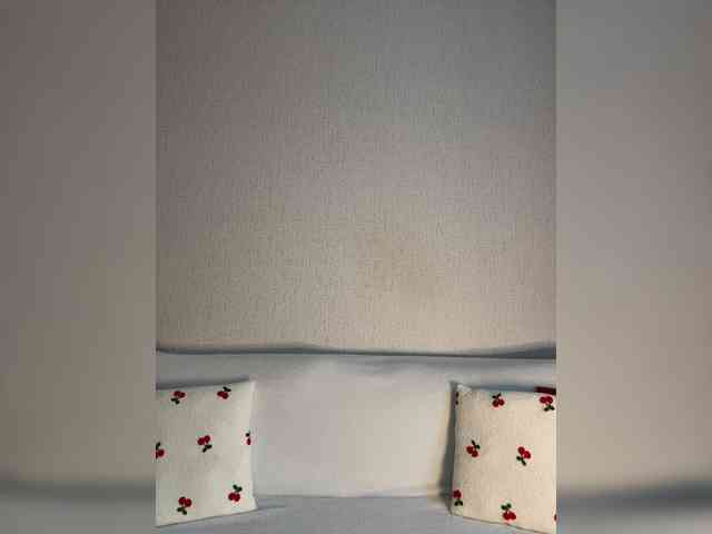 SuggarAnn webcam