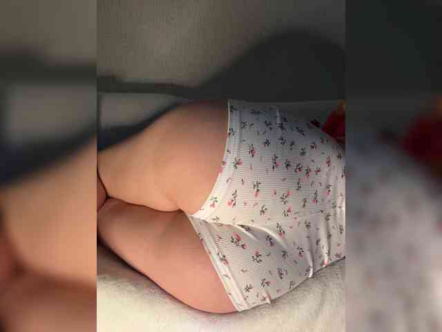 SuggarAnn webcam
