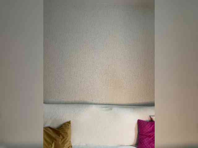 SuggarAnn webcam